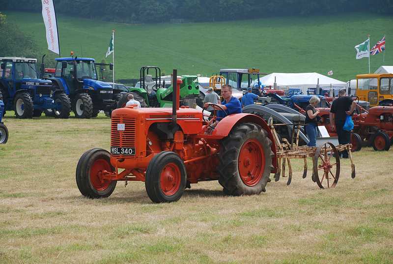 Case tractor