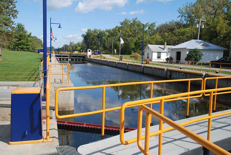 Lock on Hudson River